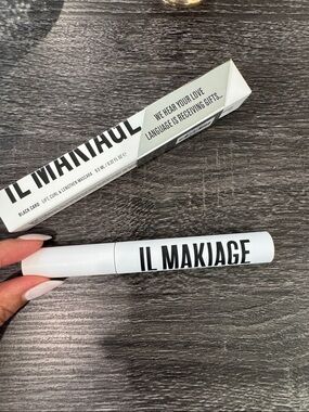 NWT✨ Black Mascara IL MAKIAGE